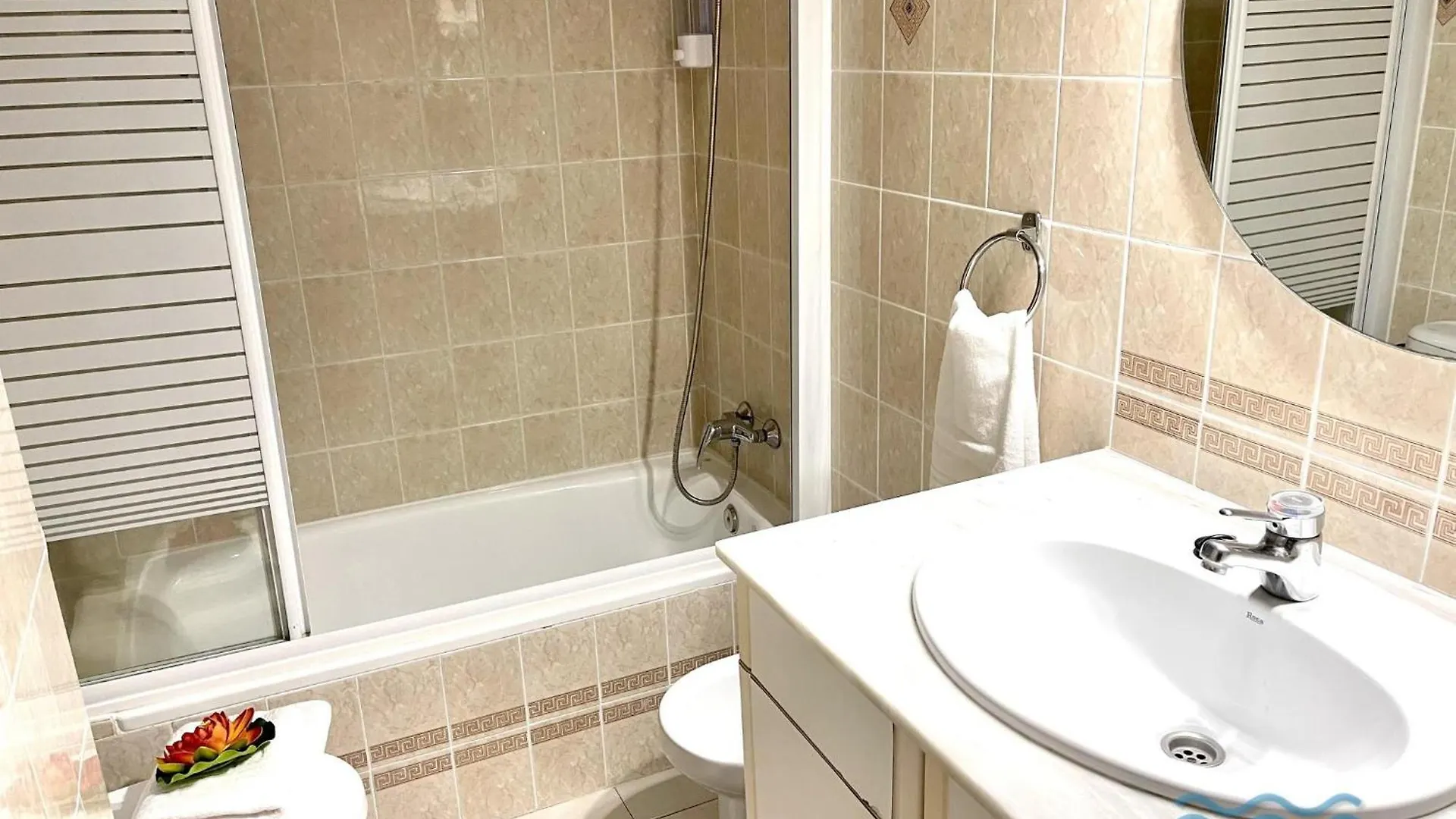 Apartment Apartbeach Paradis Park Con Vistas Playa La Pineda Spain