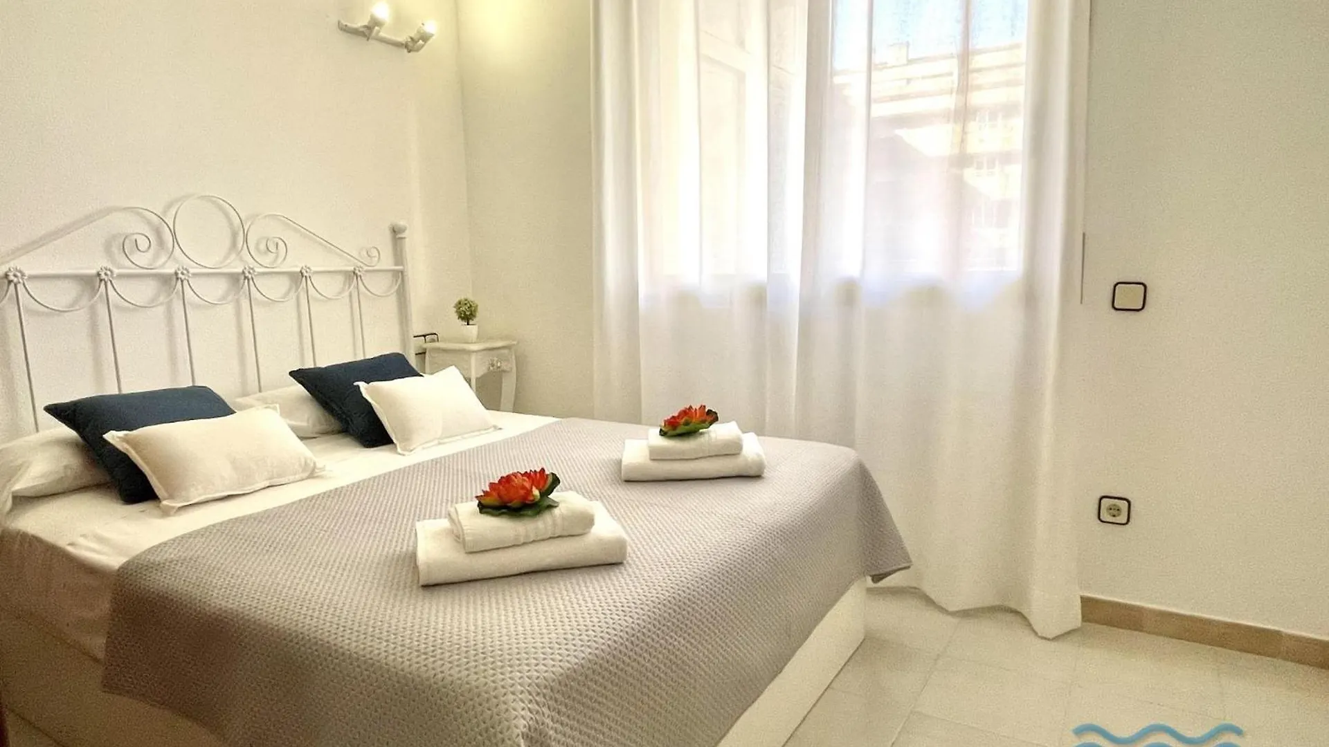 Apartbeach Paradis Park Con Vistas Playa La Pineda 0*,  Spain